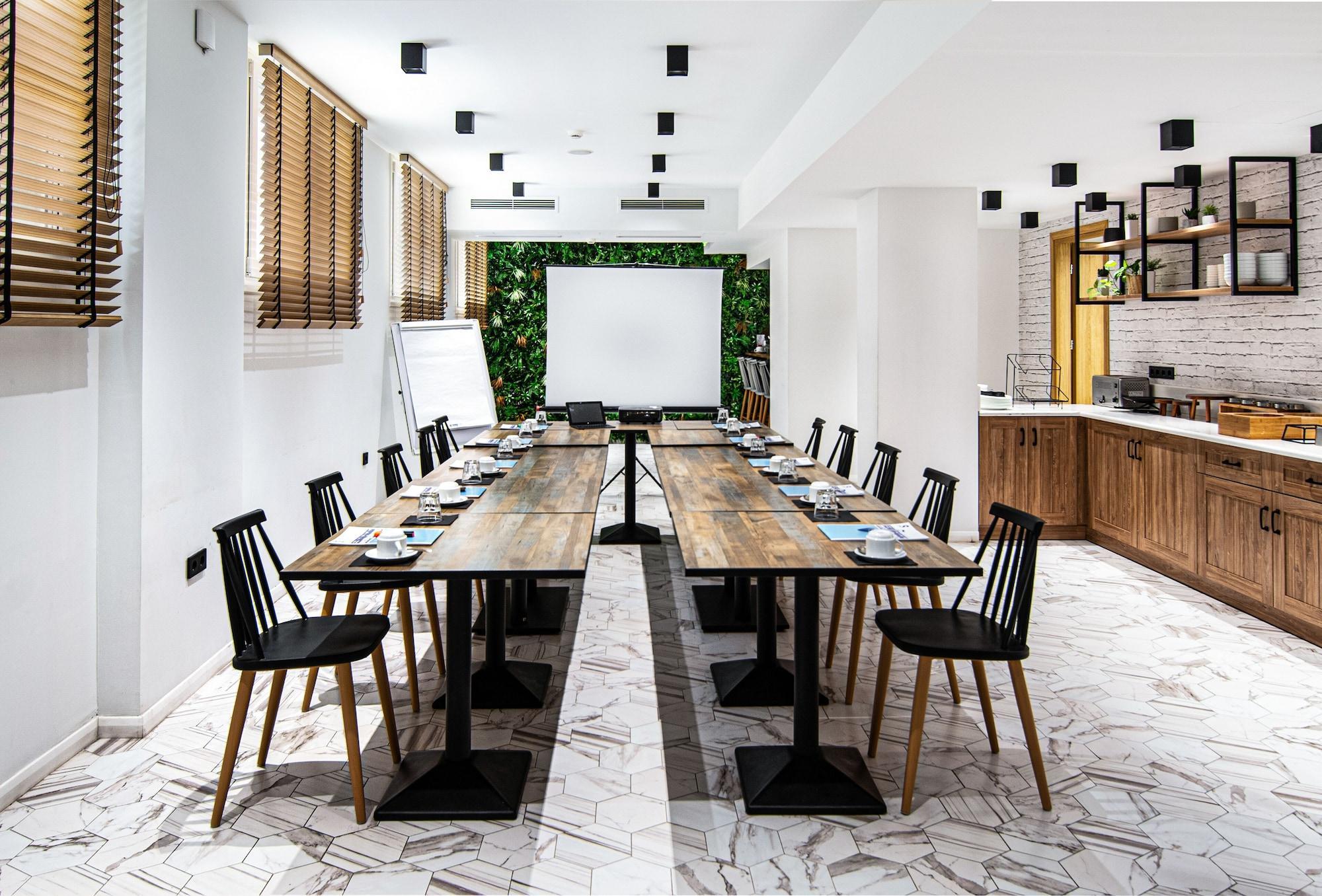 31 Doors Hotel อเล็กซานโดรโพลิส ภายนอก รูปภาพ
